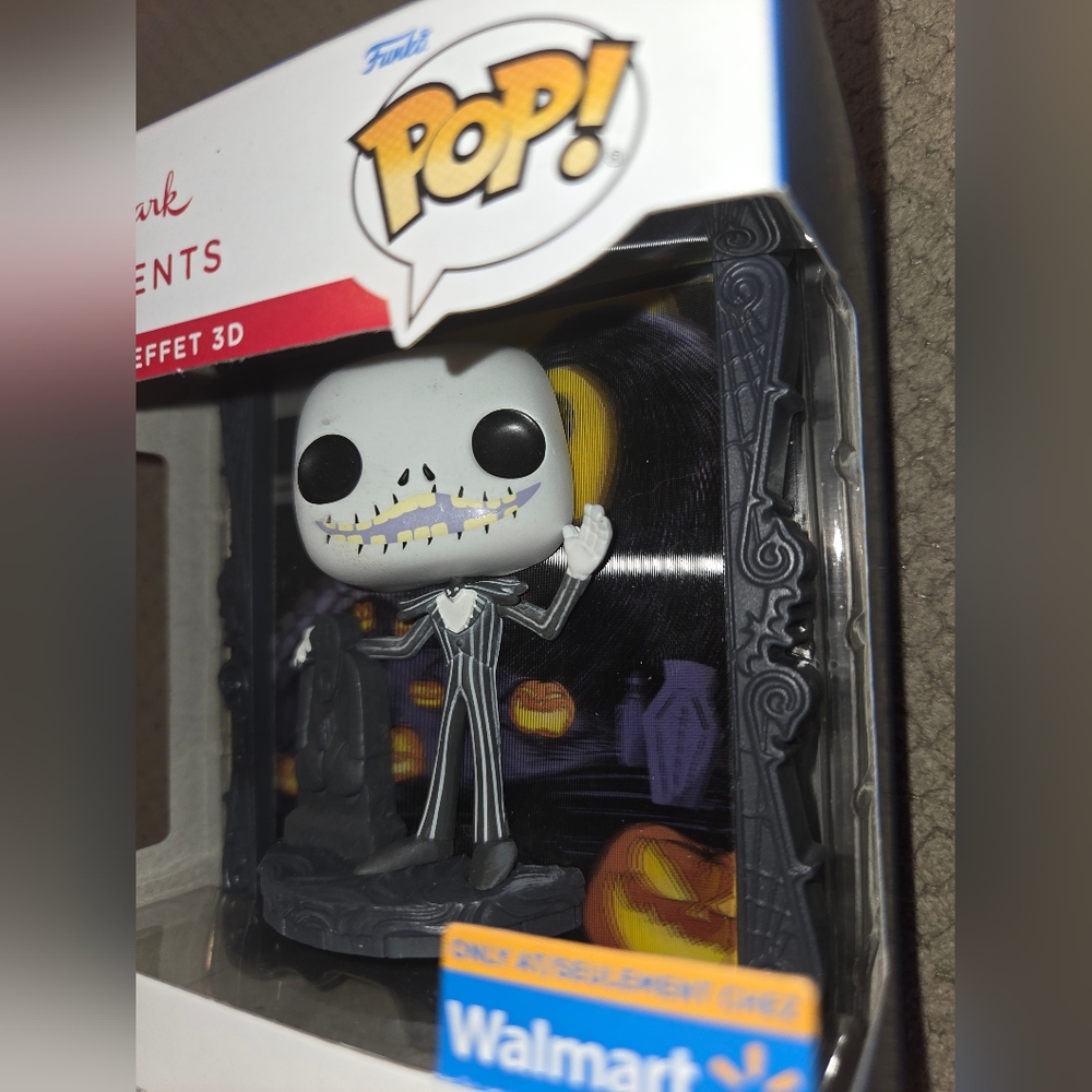 NEW Hallmark Christmas Ornament (Disney Tim Burton's The Nightmare before Christ - Picture 8 of 16